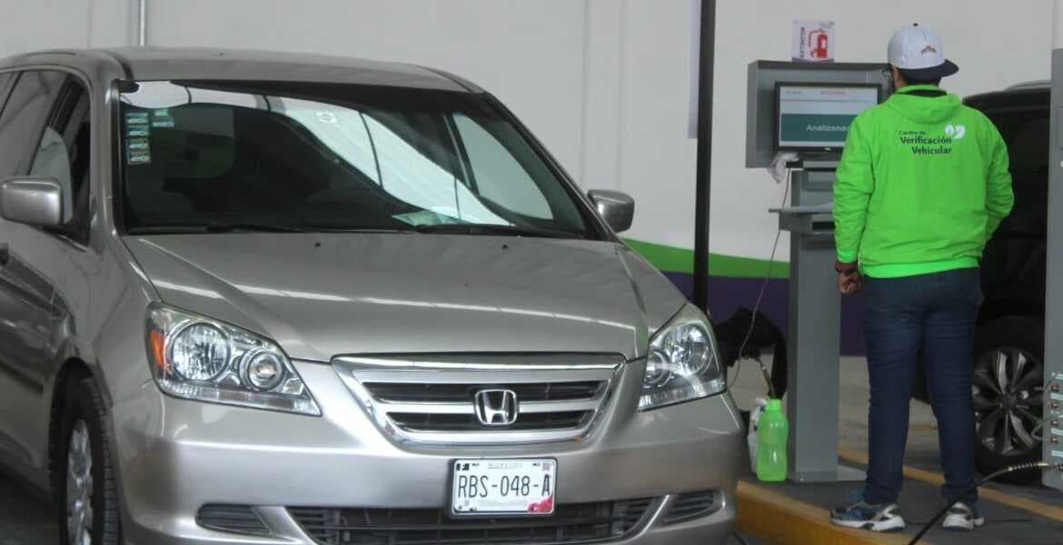 ¿Sabes qué autos deben cumplir en diciembre con la verificación en